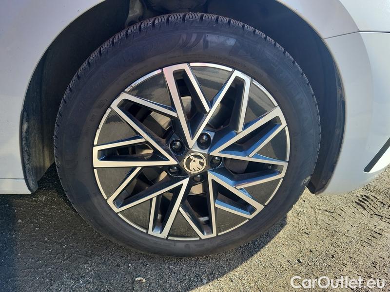  Skoda  Octavia  Combi (NX3)(2020) Oct.Combi 1.5TSI 110 Style #18