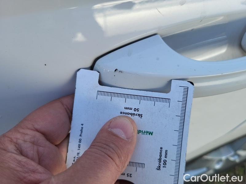  Skoda  Fabia  Combi (2015) Com.1.0TSI 70 Ambition 5d #8