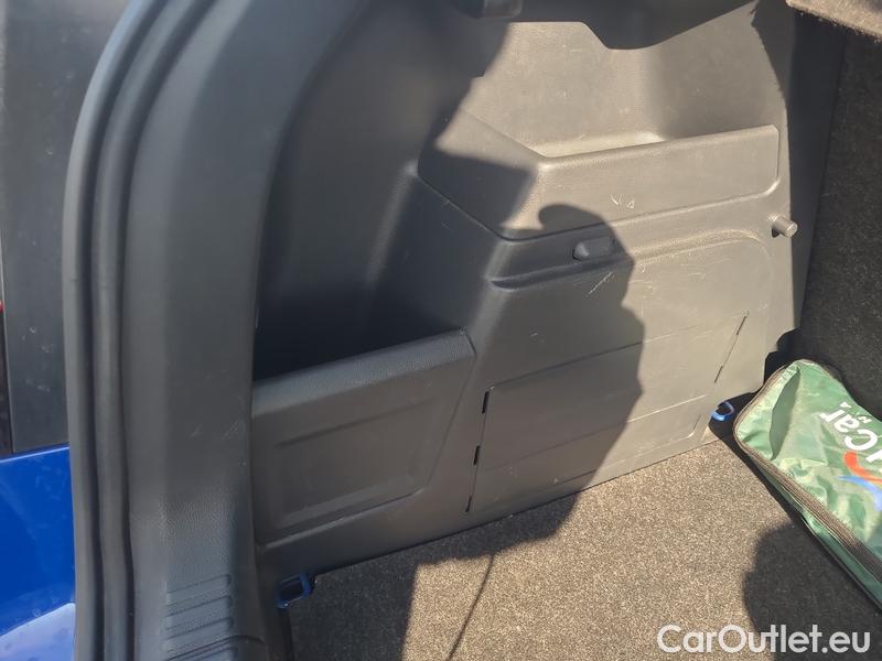  Skoda  Fabia  3 (2015)  1.0TSI 70 Active #19