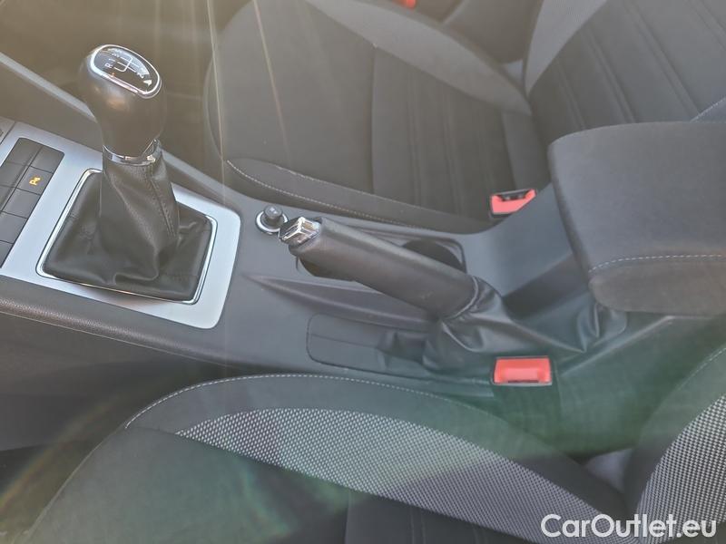  Skoda  Octavia  Combi  (5E5)(03.2017->)  Com 1.6TDI 85 Ambition #4