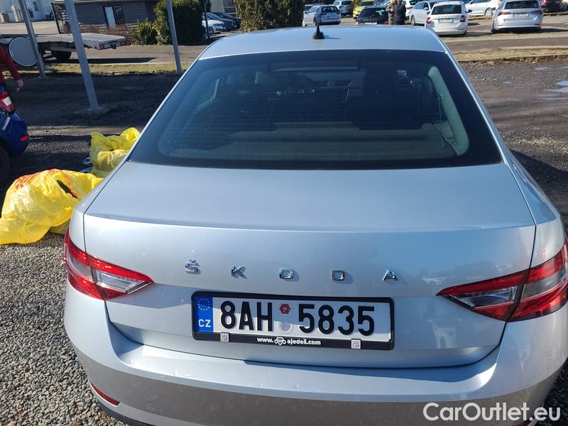  Skoda  Superb  (3V3)(2015) Supe.FL2.0TDI 110 Style #3