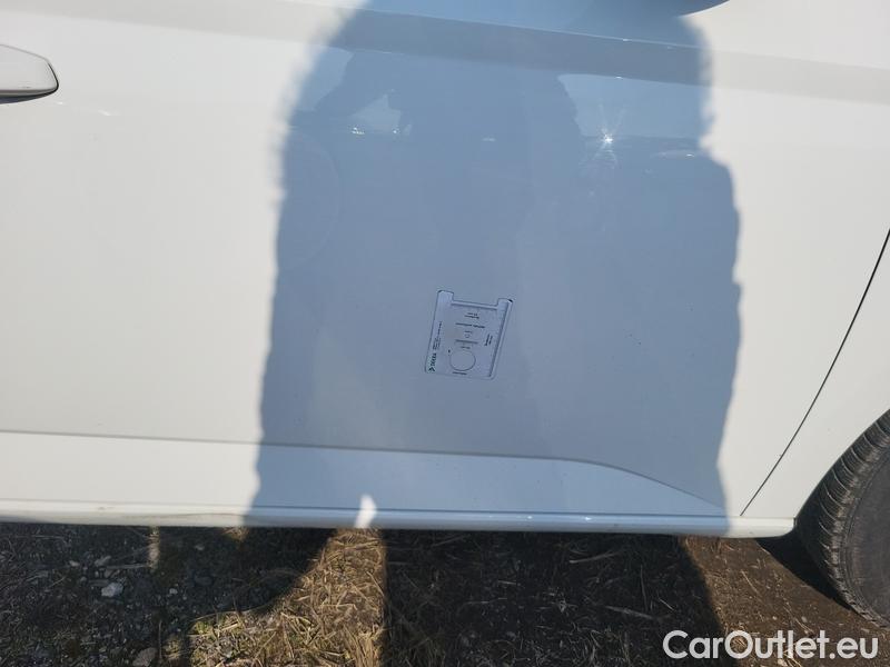  Skoda  Fabia  Combi (2015) Com.1.0TSI 70 Ambition 5d #24