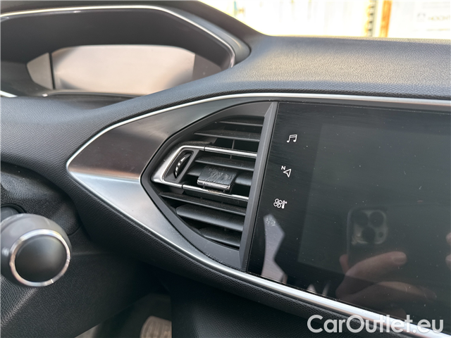  Peugeot  308  SW 1.5 BHDi 130 ALL.P Aut #8