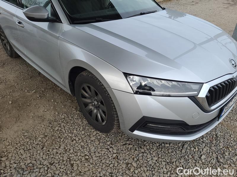  Skoda  Octavia  Combi (NX3)(2020) Oct.C.2.0TDI 110 4x4 Ambit AT #2