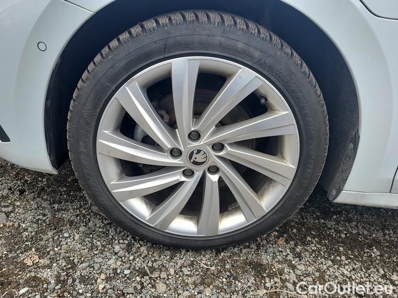  Skoda  Octavia  Combi (NX3)(2020) Oct.Com.1.4TSI 150 Style AT #2