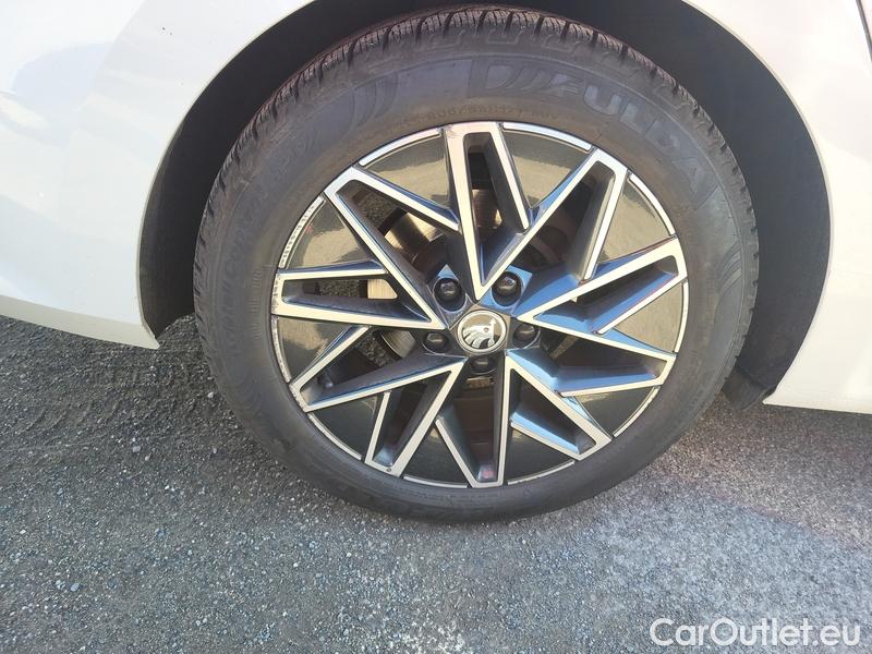  Skoda  Octavia  Combi (NX3)(2020) Oct.Combi 1.5TSI 110 Style #15