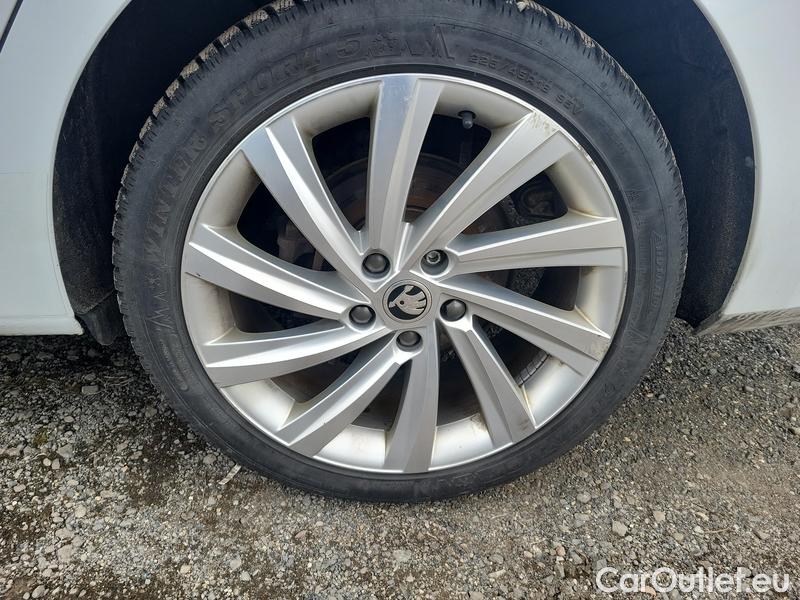  Skoda  Octavia  Combi (NX3)(2020) Oct.Com.1.4TSI 150 Style AT #3