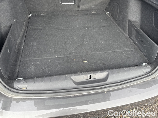  Peugeot  308  SW 1.5 BHDi 130 ALL.P Aut #19