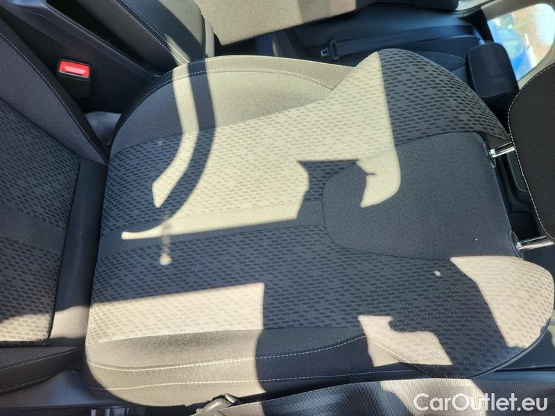  Skoda  Octavia  Combi (NX3)(2020) Oct.Combi 1.5TSI 110 Style #6