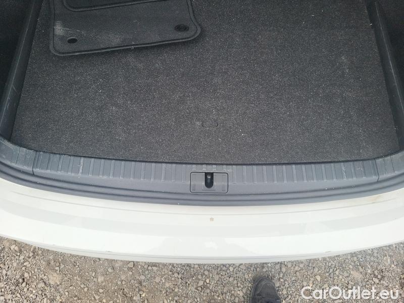  Skoda  Octavia  Combi (NX3)(2020) Oct.Com.1.4TSI 150 Style AT #18