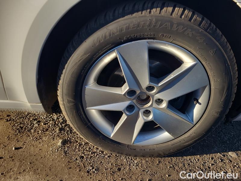  Skoda  Octavia  Combi  (5E5)(03.2017->)  Com 1.6TDI 85 Ambition #23