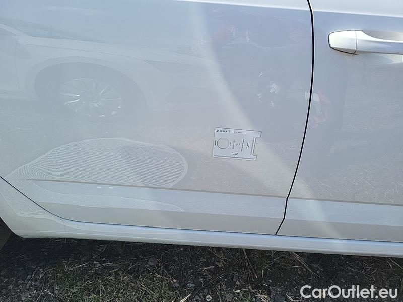  Skoda  Octavia  Combi  (5E5)(03.2017->)  Com TDI 110 Ambition #9