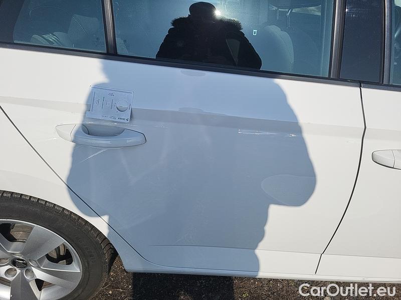  Skoda  Fabia  Combi (2015) Com.1.0TSI 70 Ambition 5d #17