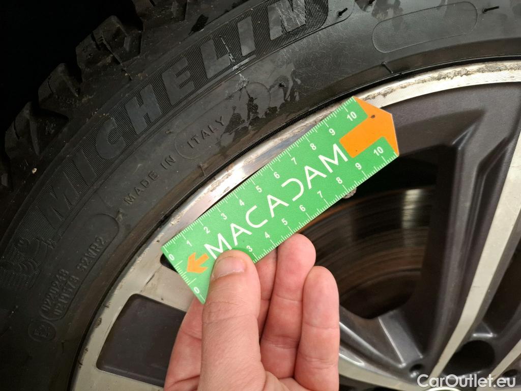  Bmw  Serie 1 BMW Série 1 / 2019 / 5P / Berline 116i Business Design #32