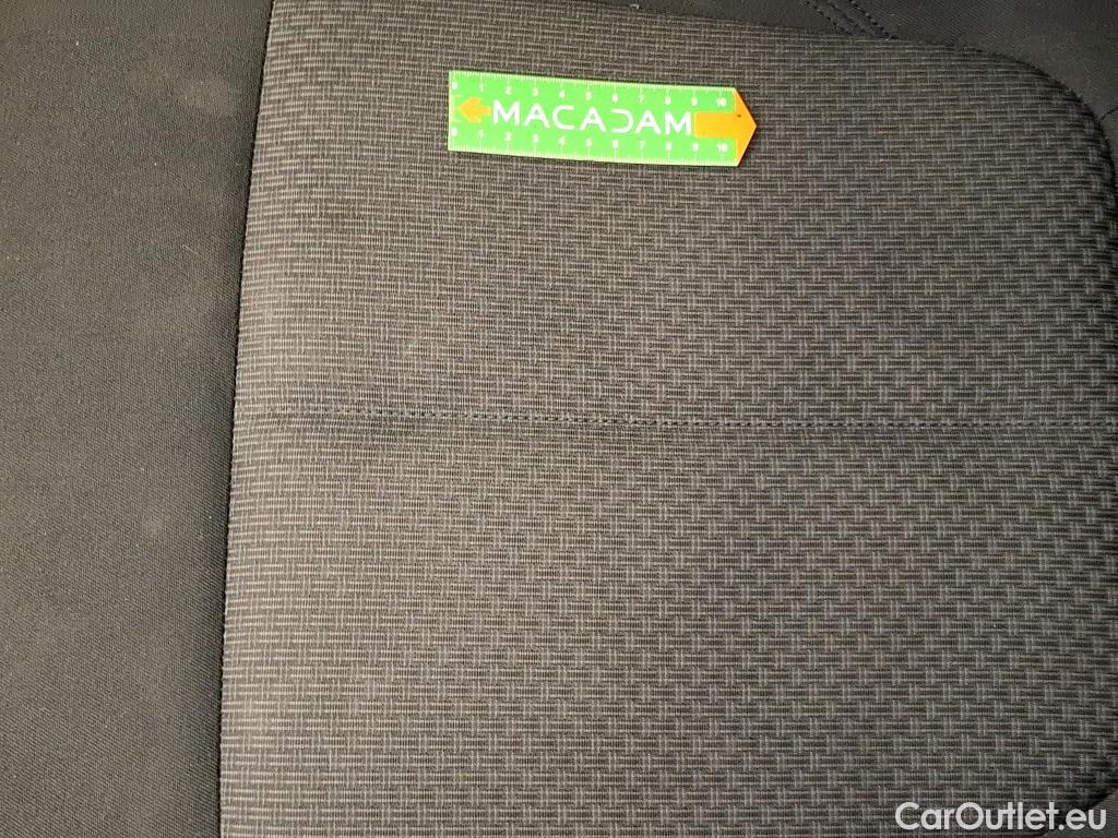  Bmw  Serie 1 BMW Série 1 / 2019 / 5P / Berline 116i Business Design #45