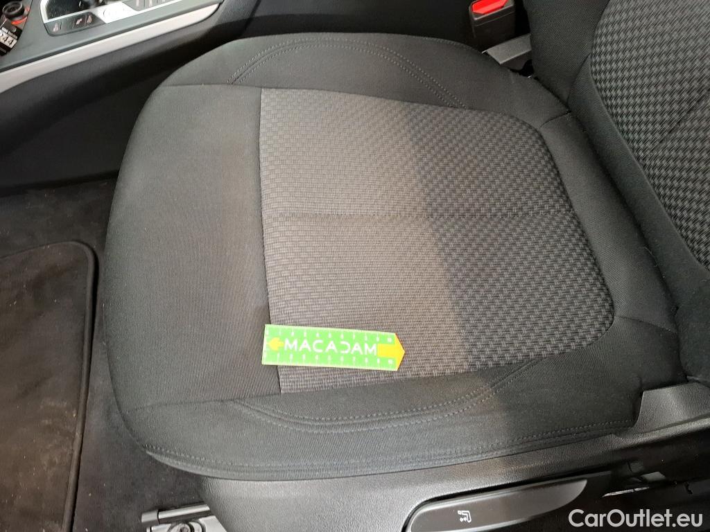  Bmw  Serie 1 BMW Série 1 / 2019 / 5P / Berline 1.5 118I DKG7 Business Design #39