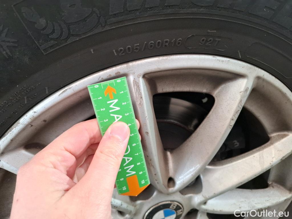  Bmw  Serie 2 Série 2 Gran Tourer 218d Lounge 2.0 150CV BVA8 E6dT #51