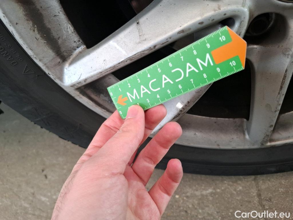  Bmw  Serie 2 Série 2 Gran Tourer 218d Lounge 2.0 150CV BVA8 E6dT #56