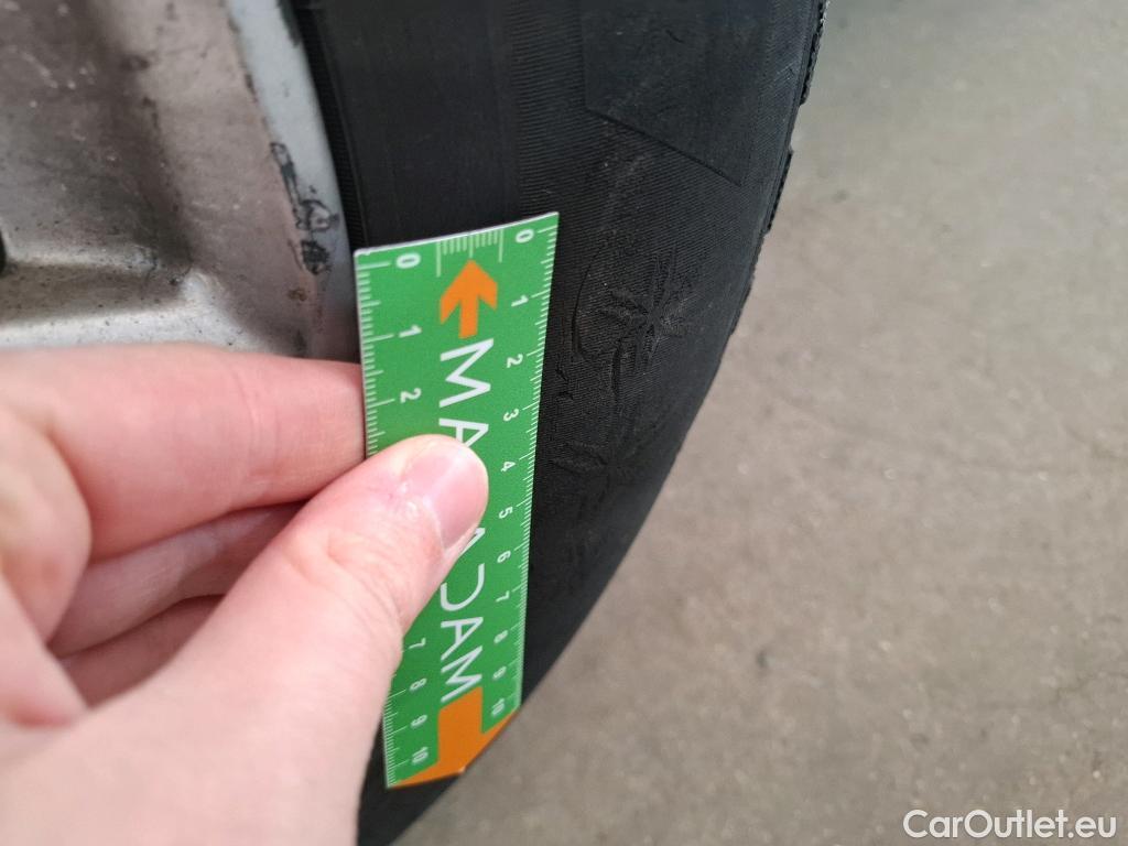  Bmw  Serie 2 Série 2 Gran Tourer 218d Lounge 2.0 150CV BVA8 E6dT #37