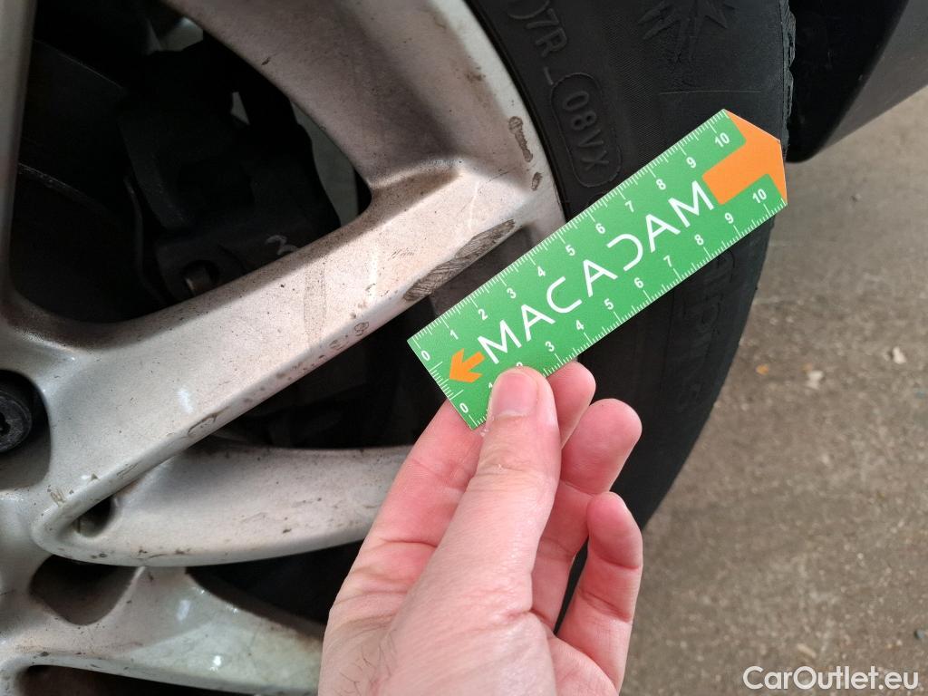  Bmw  Serie 2 Série 2 Gran Tourer 218d Lounge 2.0 150CV BVA8 E6dT #55