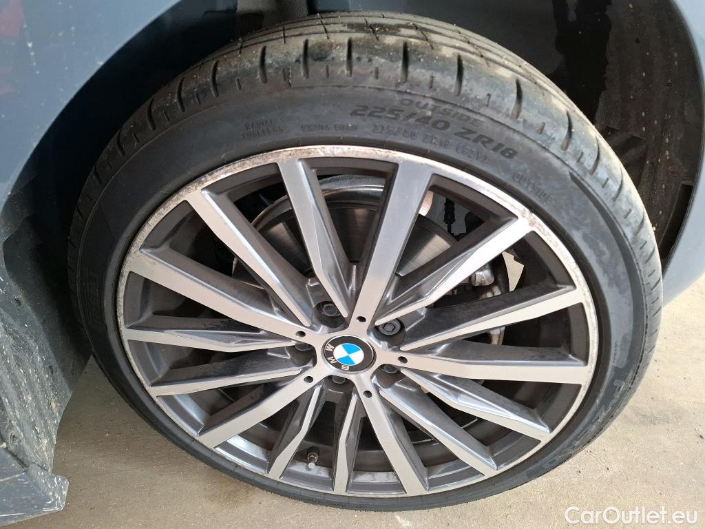  Bmw  Serie 1 BMW Série 1 / 2019 / 5P / Berline 1.5 118I DKG7 Business Design #34