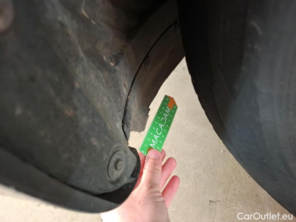  Bmw  Serie 2 Série 2 Gran Tourer 218d Lounge 2.0 150CV BVA8 E6dT #61