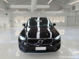  Volvo  XC 40 VOLVO XC40 / 2017 / 5P / SUV T3 AUTOMATICO MOMENTUM PRO #6