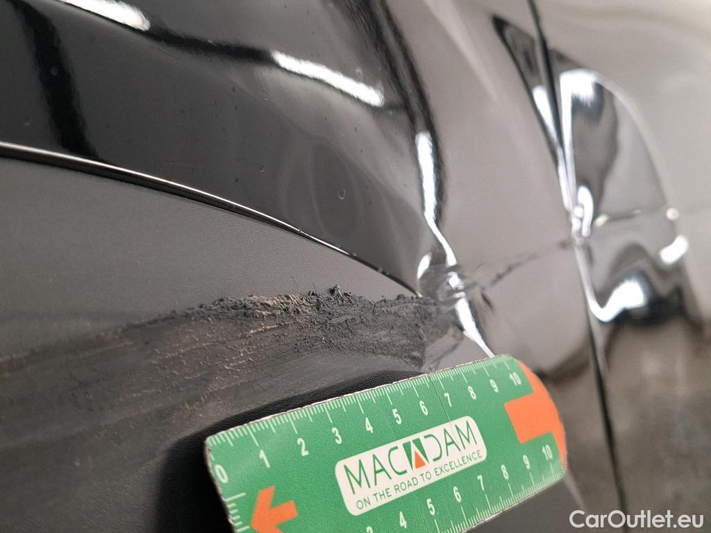  Citroen  C4 CITROEN  X / 2022 / 4P / Berline PureTech 130 S&S EAT8 Feel Pack #32