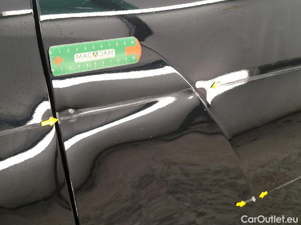  Citroen  C4 CITROEN  X / 2022 / 4P / Berline PureTech 130 S&S EAT8 Feel Pack #2