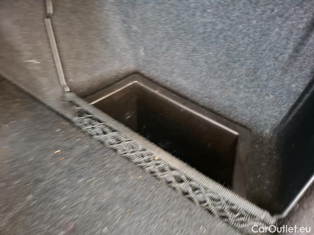  Bmw  X1 Série  sDrive18i Lounge 1.5 135CV BVA7 E6d #25