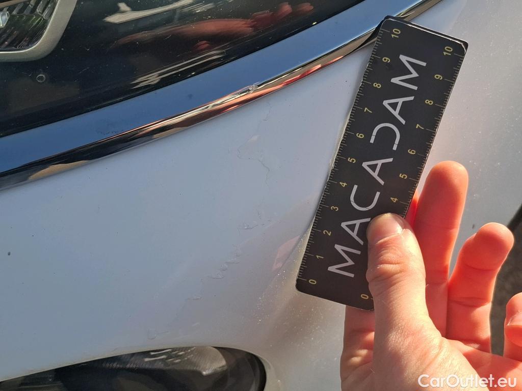  Citroen  C3 CITROEN  / 2016 / 5P / Berline &PureTech 82 BVM Feel Business #5