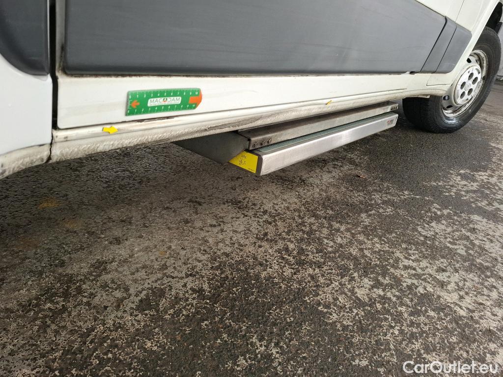  Citroen  Jumper CITROEN  4p Combi 30 L1H1 BlueHDi 110 BVM6 Attraction #11