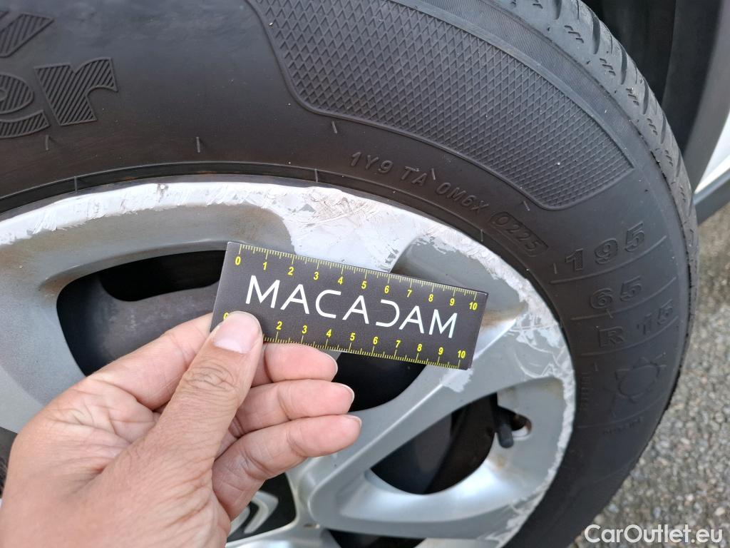  Citroen  C3  Feel 1.2 PureTech 80CV BVM5 E6 #31