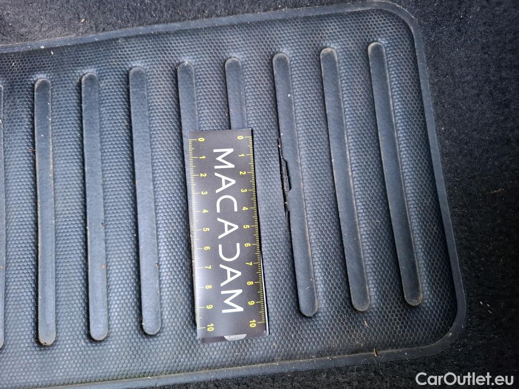  Citroen  C3  Feel 1.2 PureTech 80CV BVM5 E6 #19