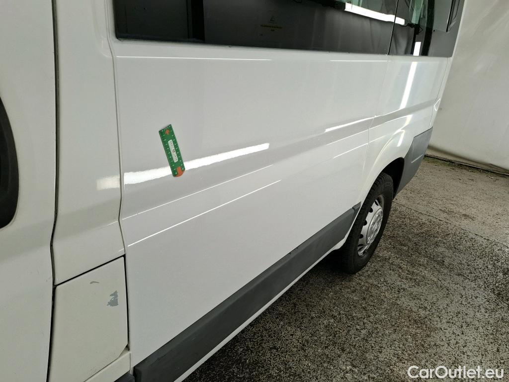  Citroen  Jumper CITROEN  4p Combi 30 L1H1 BlueHDi 110 BVM6 Attraction #8