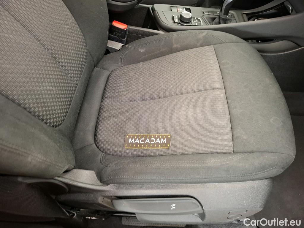  Bmw  X1 Série  sDrive18i Lounge 1.5 135CV BVA7 E6d #36