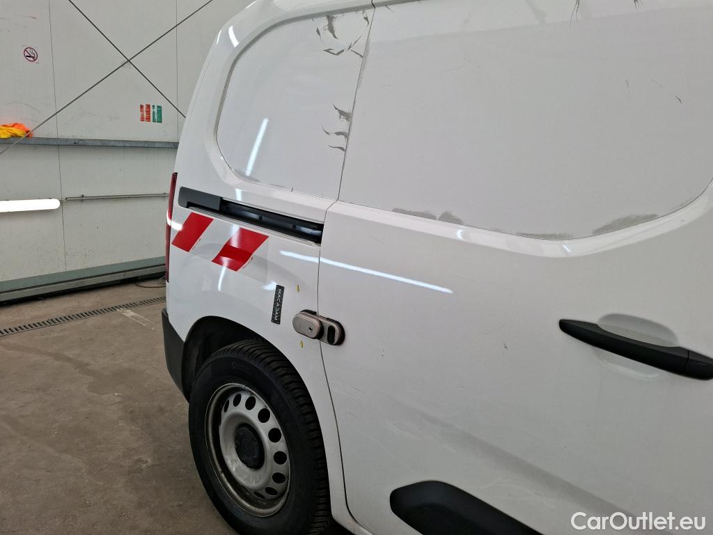  Citroen  Berlingo  Fourgon Worker M 1000 1.2 PureTech 130CV BVA8 E6d #1