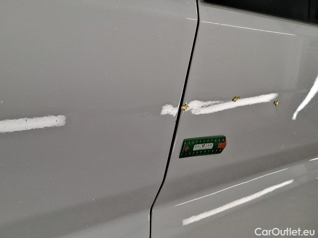  Citroen  Jumper CITROEN  4p Combi 30 L1H1 BlueHDi 110 BVM6 Attraction #4