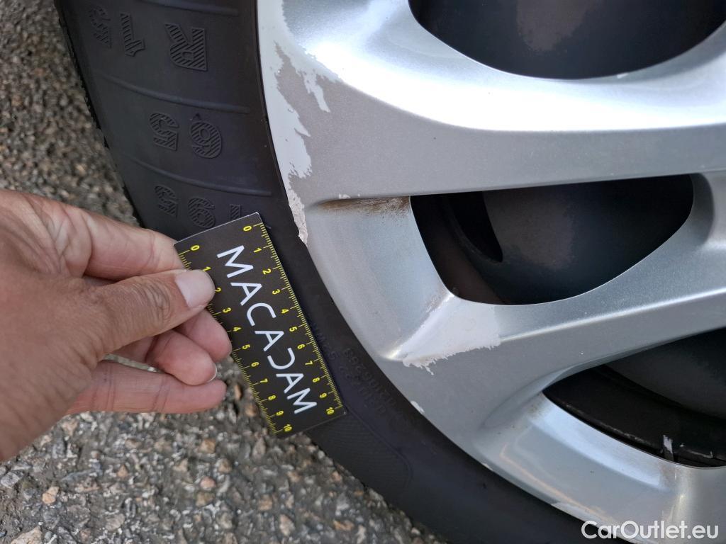  Citroen  C3  Feel 1.2 PureTech 80CV BVM5 E6 #32