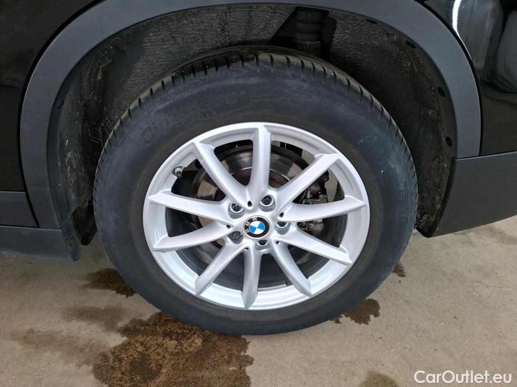  Bmw  X1 Série  sDrive18i Lounge 1.5 135CV BVA7 E6d #32