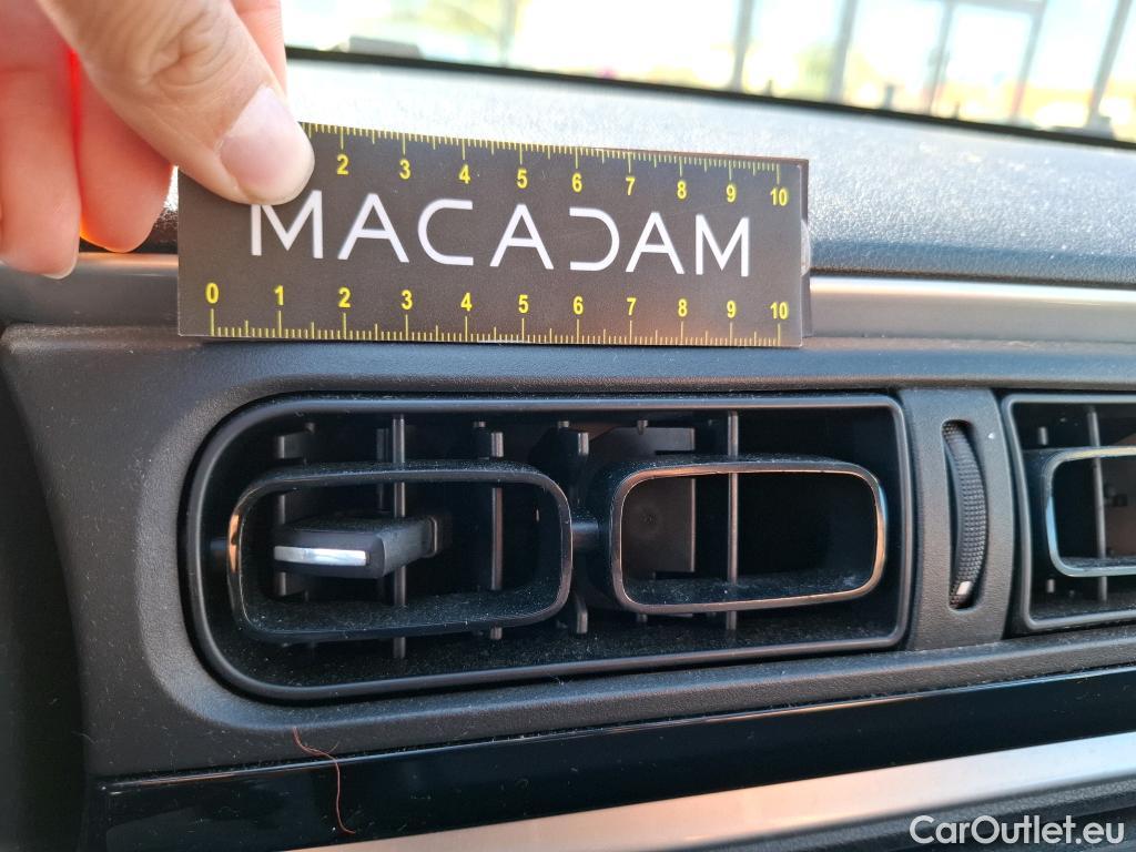  Citroen  C3  Feel 1.2 PureTech 80CV BVM5 E6 #4