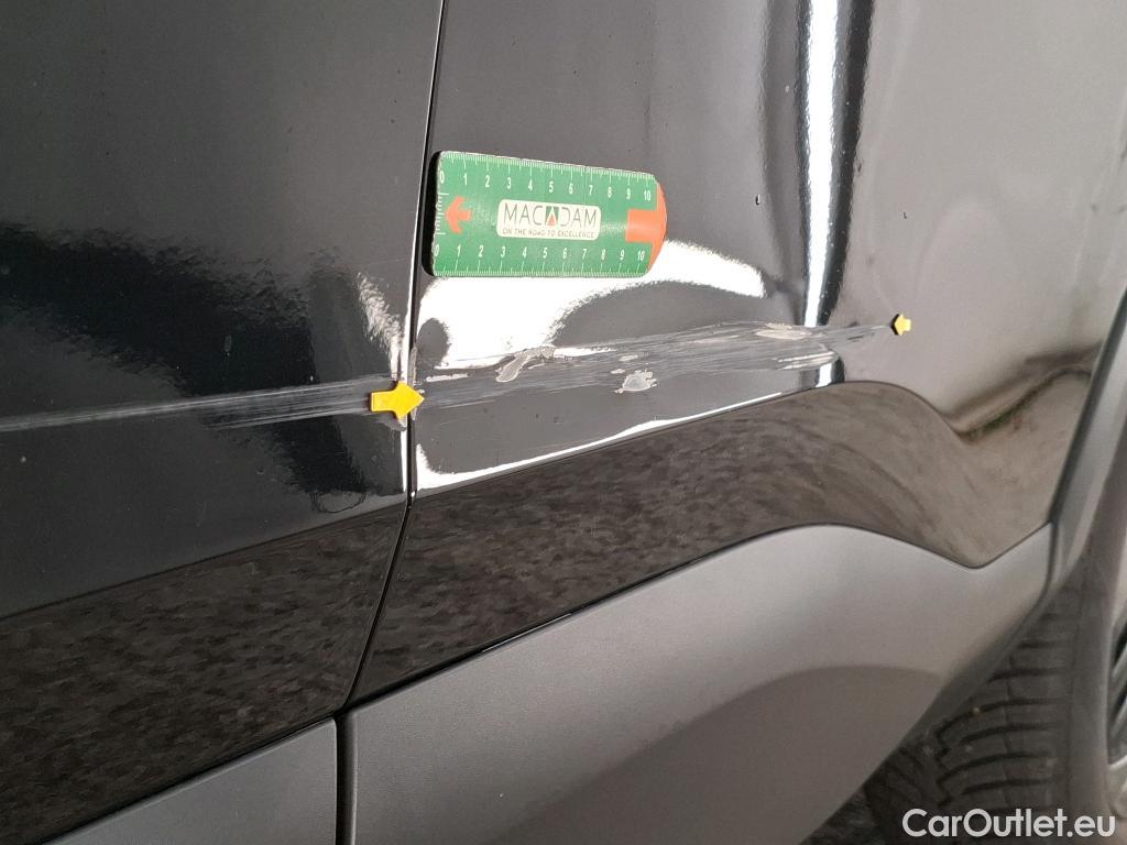  Citroen  C4 CITROEN  X / 2022 / 4P / Berline PureTech 130 S&S EAT8 Feel Pack #9