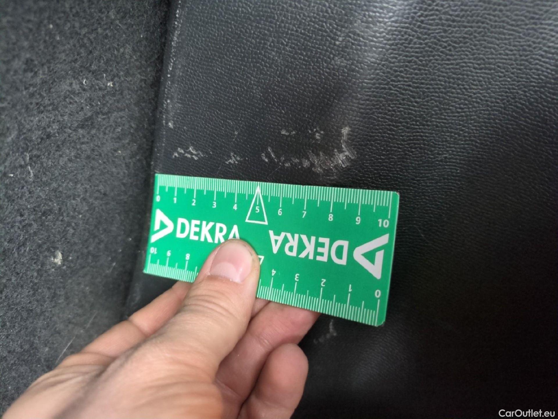  Peugeot  2008  Allure Business 1.5 HDi 100CV BVM6 E6d #9