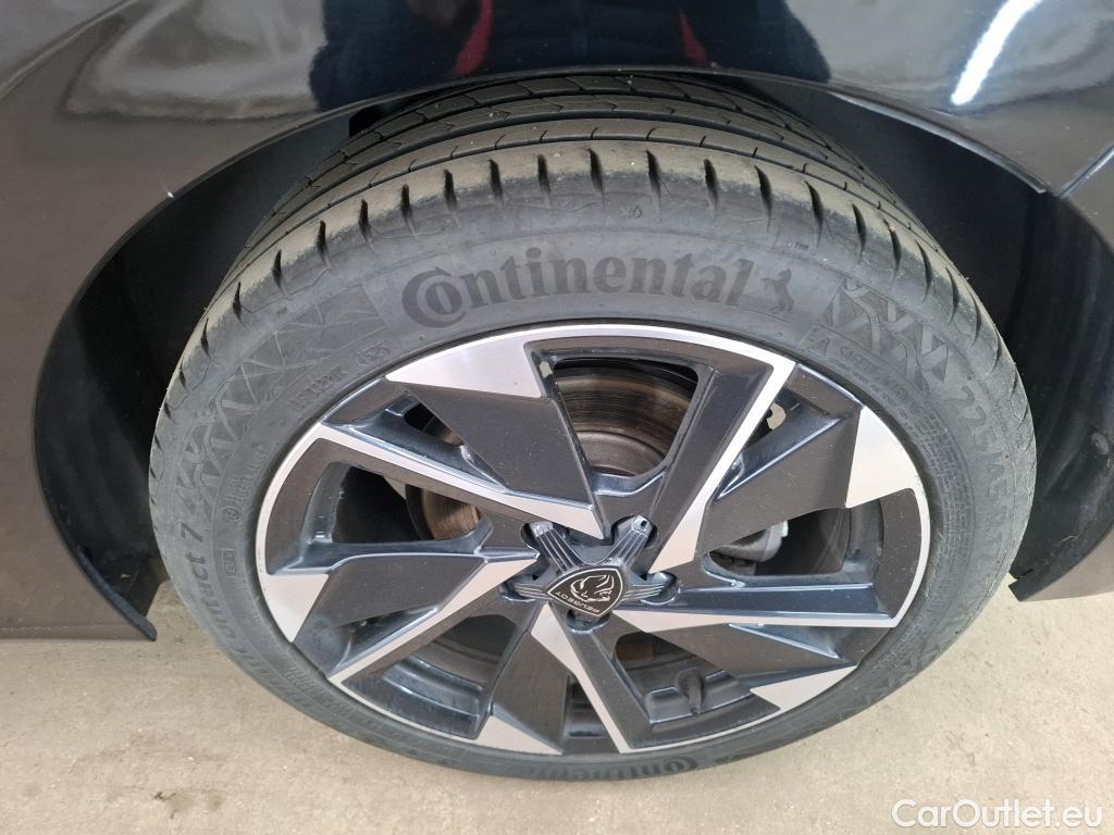  Peugeot  308  Allure Pack 1.2 PureTech 130CV BVA8 E6d #62