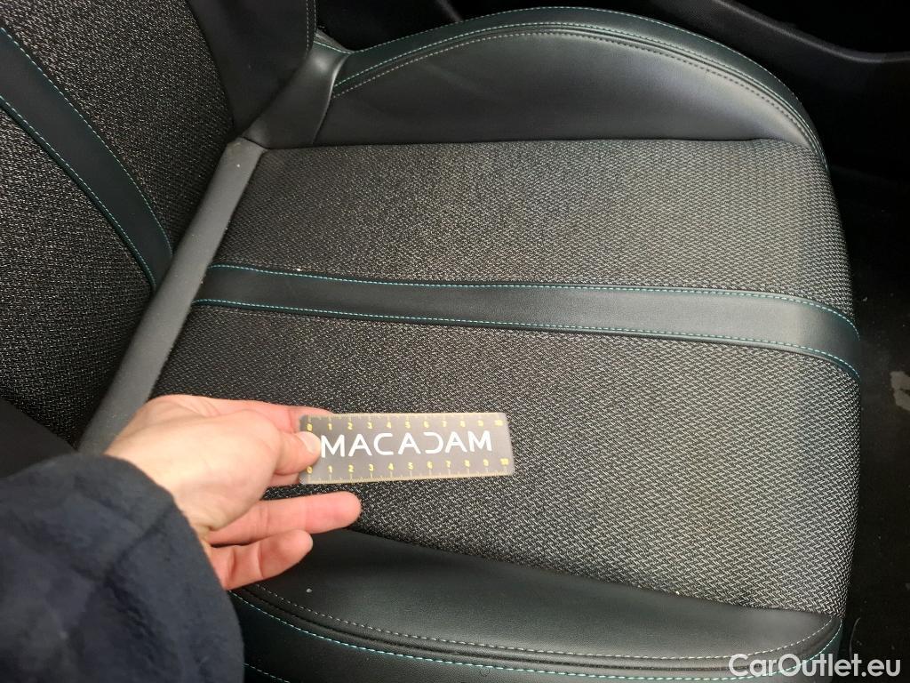  Peugeot  308  Allure Pack 1.2 PureTech 130CV BVA8 E6d #40