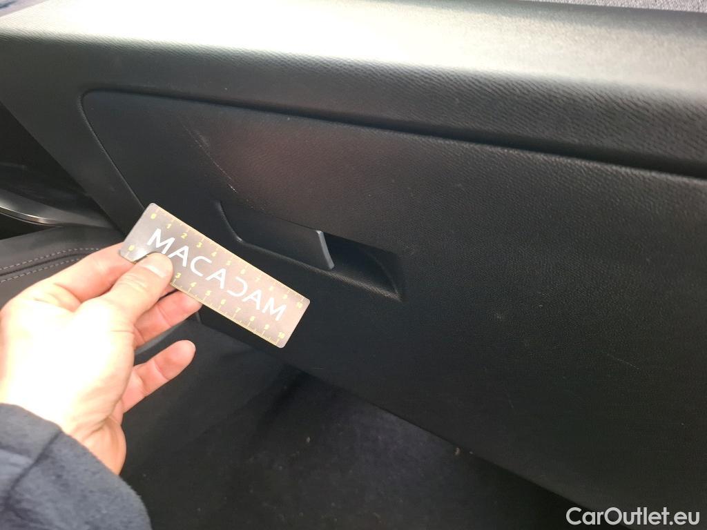  Peugeot  308  Allure Pack 1.2 PureTech 130CV BVA8 E6d #30