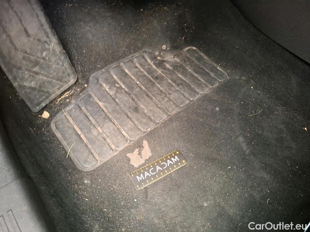  Peugeot  308  Allure Pack 1.2 PureTech 130CV BVA8 E6d #32