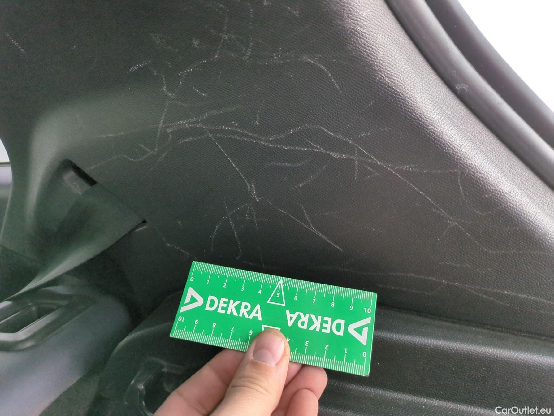  Peugeot  2008  Allure Business 1.5 HDi 100CV BVM6 E6d #12