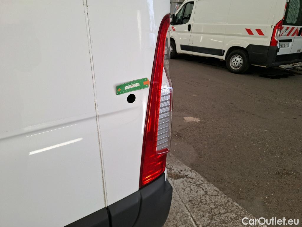  Renault  Master  III Fourgon L2H2 3 3 Grand Confort dCi 135CV BVM6 E6d #23