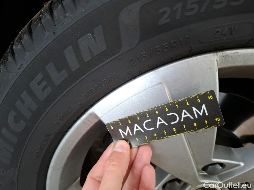  Skoda  Superb  Break Business 2.0 TDI 150CV BVA7 E6d #9